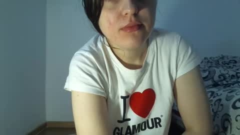 Snapshot of sexynyu18 chatting on 12.20.24 Alex online show from 12.20.24