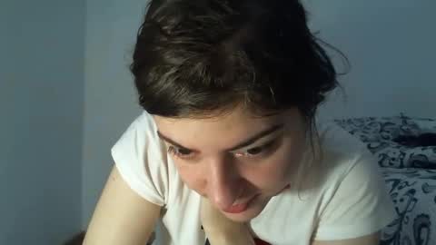 Snapshot of sexynyu18 chatting on 12.22.24 Alex online show from 12.22.24