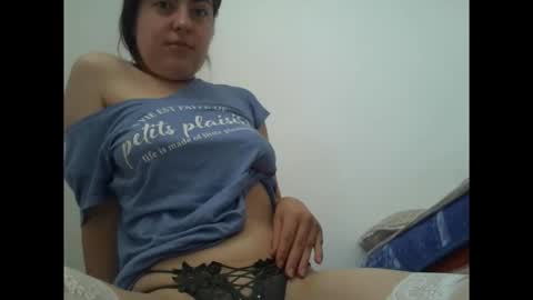 Snapshot of sexynyu18 chatting on 09.14.25 Alex online show from 09.14.25