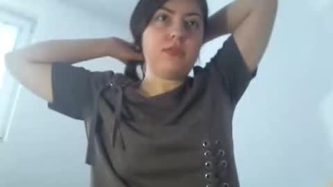 Snapshot of sexynyu18 chatting on 10.14.25 Alex online show from 10.14.25