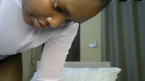 Lee online show from 12.18.24