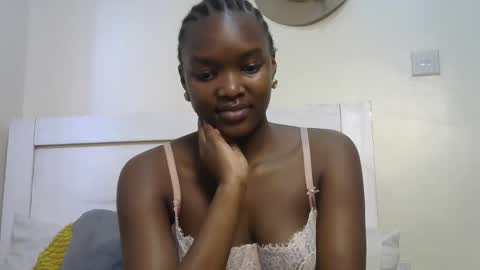 Lee online show from 09.26.25