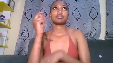 Snapshot of sexyriri22 chatting on 02.25.26 sexyriri22 online show from 02.25.26