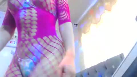 Venus Independent Model online show from 01.03.25