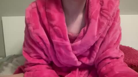 Snapshot of sexyskylar2016 chatting on 06.04.26 Sexy Skylar online show from 06.04.26