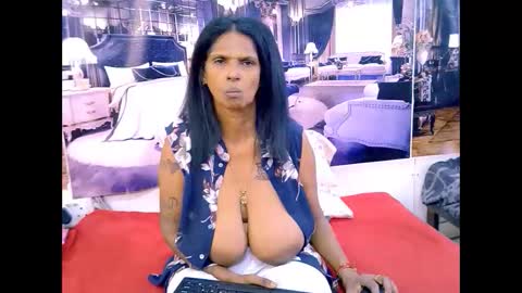 Snapshot of sexyva4u2luv chatting on 03.03.26 sexyva4u2luv online show from 03.03.26