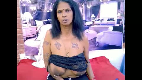 Snapshot of sexyva4u2luv chatting on 03.11.26 sexyva4u2luv online show from 03.11.26