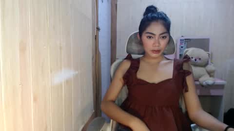 Snapshot of sexyxenaaa chatting on 09.23.25 Xenaaa online show from 09.23.25