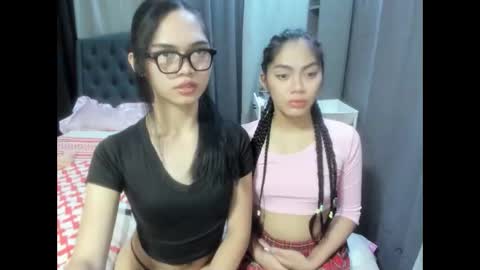 Snapshot of sexyxenaaa chatting on 11.18.25 Xenaaa online show from 11.18.25