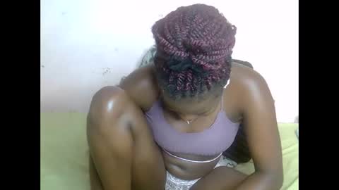 Snapshot of shaa_loon chatting on 02.21.26 shaa_loon online show from 02.21.26