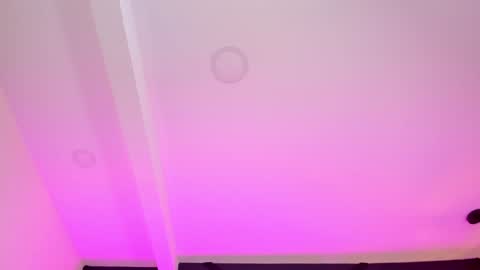 Shaina Vasquez online show from 02.01.25