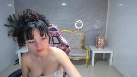 Snapshot of shalon_diaz_sub chatting on 02.05.25 Shalon online show from 02.05.25