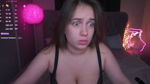 Lessi online show from 01.24.25