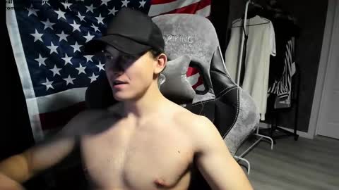 Snapshot of shameless_di chatting on 01.11.26 shameless di online show from 01.11.26