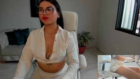 onlyfans shanabellucy online show from 01.22.25