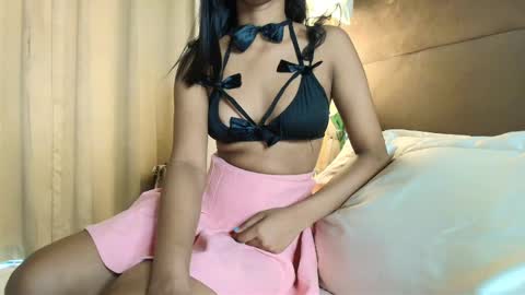 Shanaya Kappor online show from 05.17.26