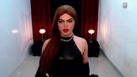 Snapshot of shanex01 chatting on 12.17.24 Shane X online show from 12.17.24