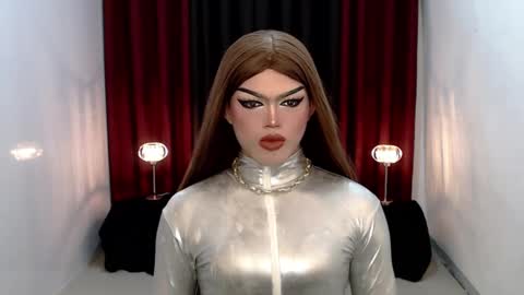 Snapshot of shanex01 chatting on 12.23.24 Shane X online show from 12.23.24