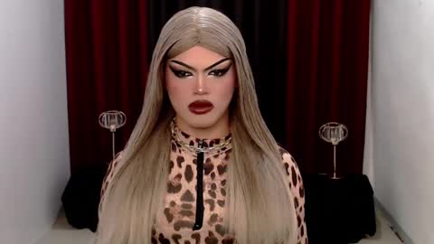 Snapshot of shanex01 chatting on 01.09.25 Shane X online show from 01.09.25