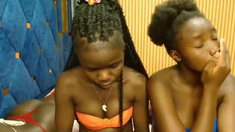 Snapshot of shaniz_shallet chatting on 11.29.25 Shaniz online show from 11.29.25