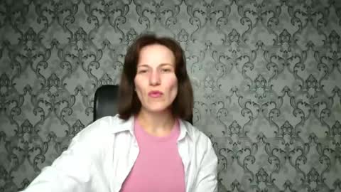 Snapshot of shannen_sweet chatting on 11.08.25 Shannen online show from 11.08.25