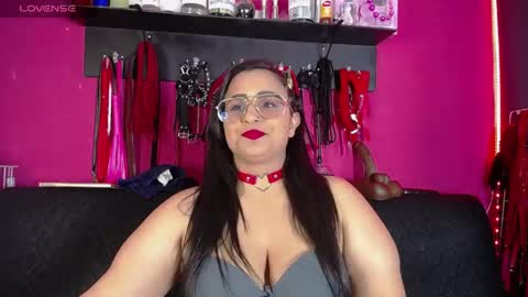 Snapshot of shannon_queen_ chatting on 05.31.26 Shannon online show from 05.31.26