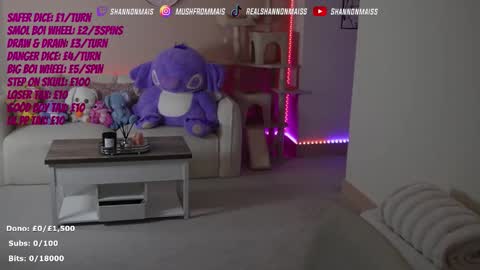 Snapshot of shannonblooms chatting on 02.27.26 Shanmais online show from 02.27.26