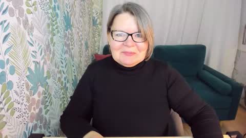 Snapshot of shannonshine chatting on 01.19.26 Shannon online show from 01.19.26