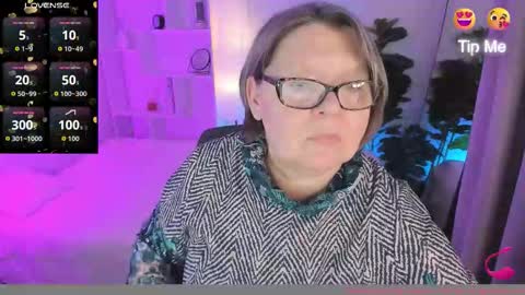 Snapshot of shannonshine chatting on 02.05.26 Shannon online show from 02.05.26