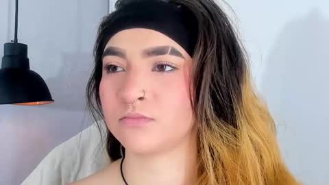 Shanntal  online show from 10.15.25