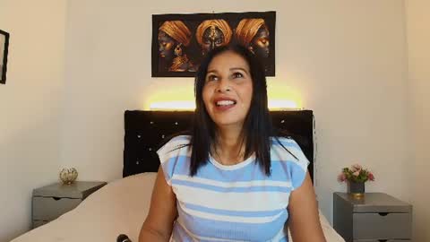 Snapshot of shanon_mature_ chatting on 06.24.26 Shanon online show from 06.24.26