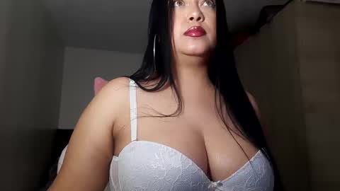 Cami Ortiz independent model online show from 01.26.25