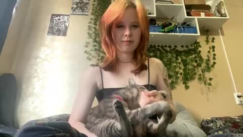 Kristin online show from 10.17.25