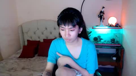 SHANTA FOX  s online show from 03.06.25