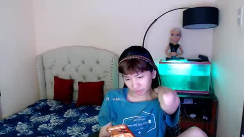 SHANTA FOX  s online show from 03.10.26