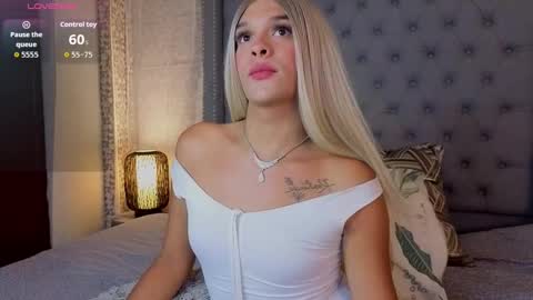 Snapshot of shantaljoness chatting on 09.12.25 Shantal Jones online show from 09.12.25