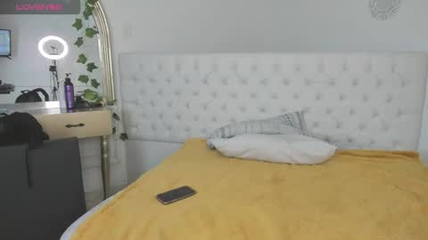 Sharlot online show from 01.12.26