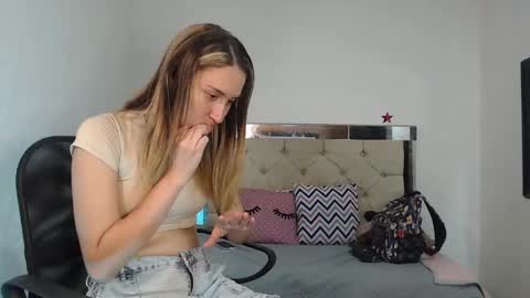 Sara online show from 03.06.25