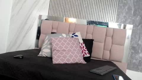 Sara online show from 12.16.25