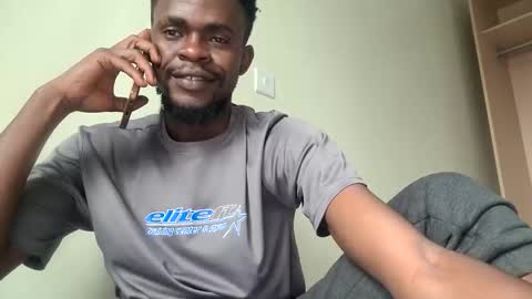 Snapshot of sharmly chatting on 09.26.25 Sharmly online show from 09.26.25