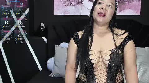 Sharon Noa online show from 03.07.26