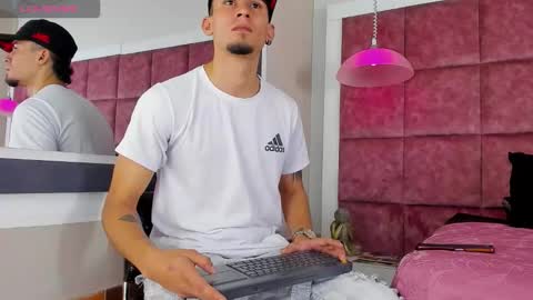 Sharon  Tyga online show from 01.18.26