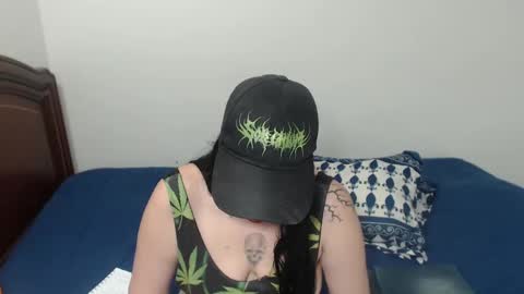 Snapshot of sharoonnn34 chatting on 01.16.25 SHAROON online show from 01.16.25