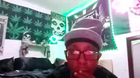 shawnvegas67 online show from 11.23.25