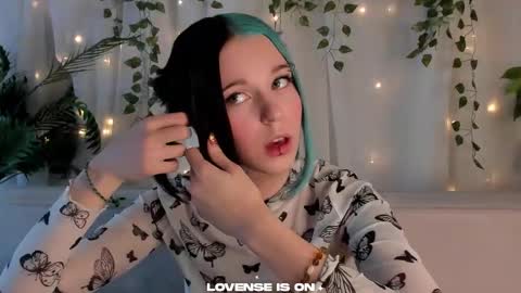 Anika online show from 11.13.25