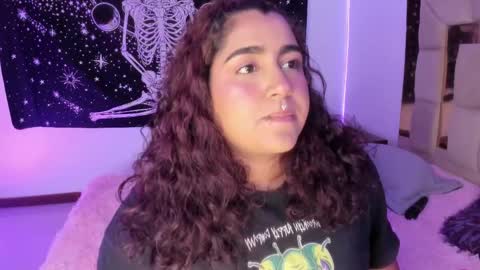 Snapshot of sheeylaroee chatting on 03.05.25 Heidy online show from 03.05.25