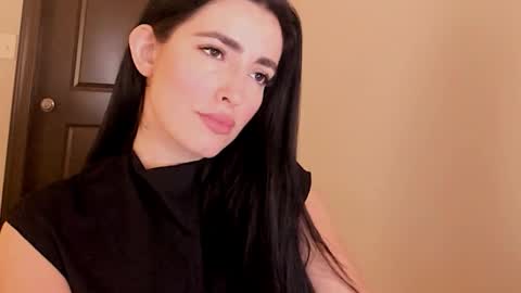 sheisallthat online show from 11.18.25