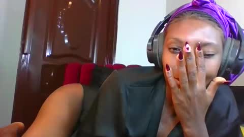 Snapshot of shelia420715 chatting on 03.25.26 shelia420715 online show from 03.25.26