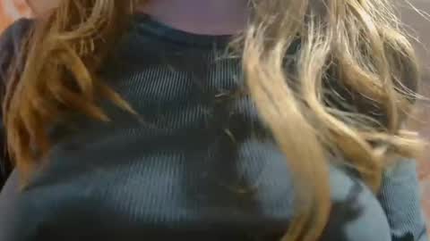 Erika online show from 01.04.25