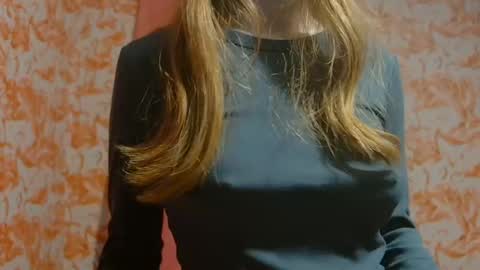 Erika online show from 01.24.25